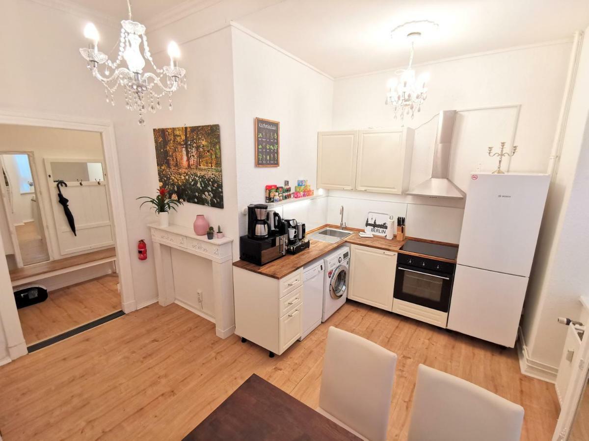Kvh By Rockchair Apartments L Superhost Status L Boxspringbett Am Schloss Charlottenburg Welcomes You! Berlino Esterno foto