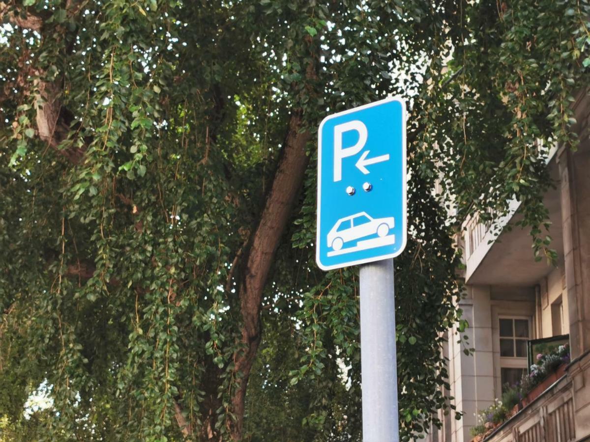 Kvh By Rockchair Apartments L Superhost Status L Boxspringbett Am Schloss Charlottenburg Welcomes You! Berlino Esterno foto