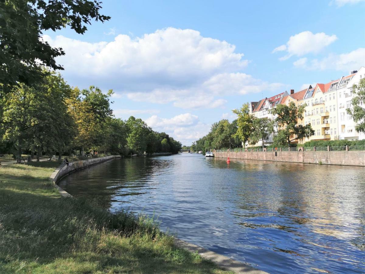 Kvh By Rockchair Apartments L Superhost Status L Boxspringbett Am Schloss Charlottenburg Welcomes You! Berlino Esterno foto