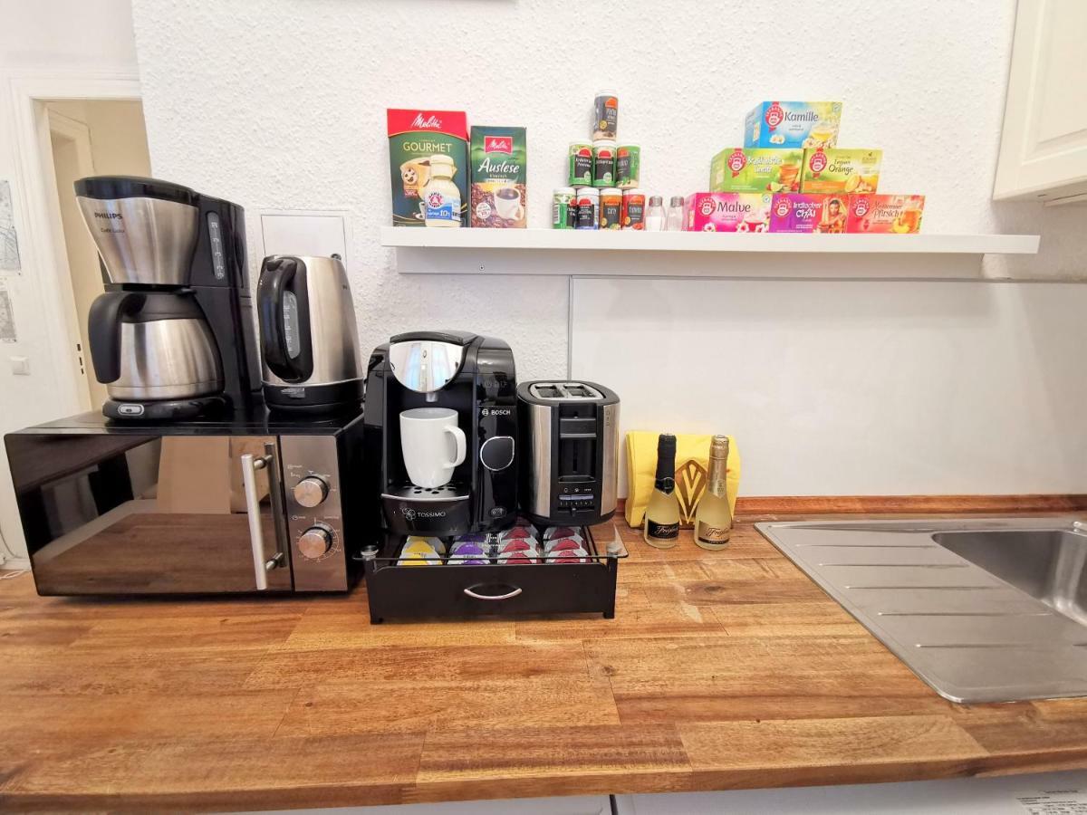 Kvh By Rockchair Apartments L Superhost Status L Boxspringbett Am Schloss Charlottenburg Welcomes You! Berlino Esterno foto